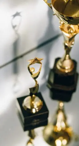 Hand winter luxury sport